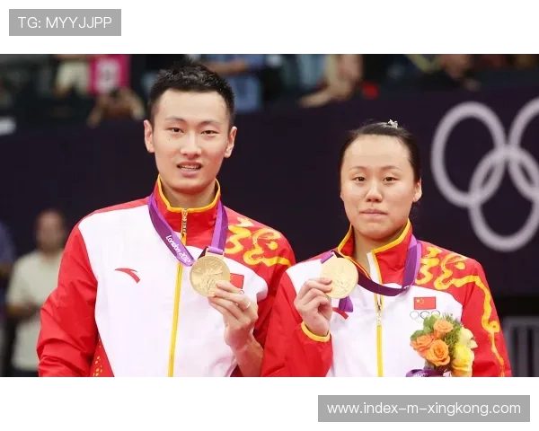 羽毛球情侣档宣布分手，网友：比输球更难受