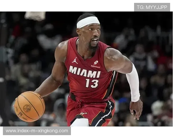 阿德巴约护筐有力,热火攻守两端稳定